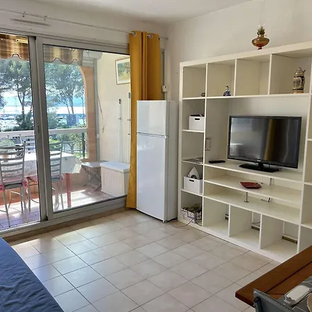 Climatise Avec Terrasse Et Garage - 4 Couchages, St Raphael - Fr-1-226a-180 Lejlighed Saint-Raphaël
