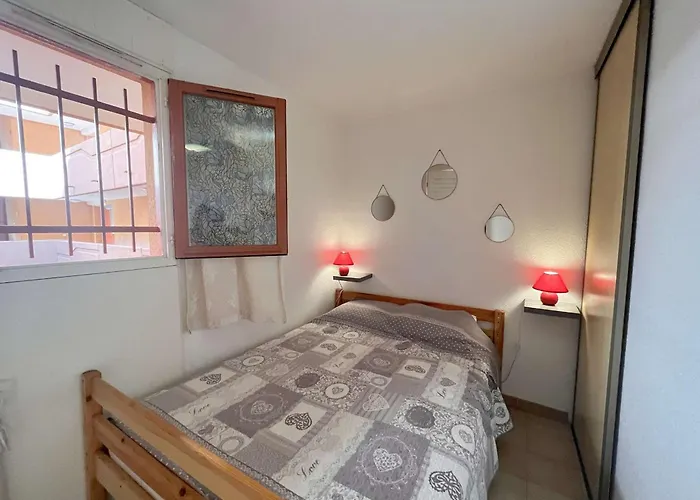 Climatisé Avec Terrasse Et Garage - 4 Couchages, St Raphaël - Fr-1-226a-180 Appartement