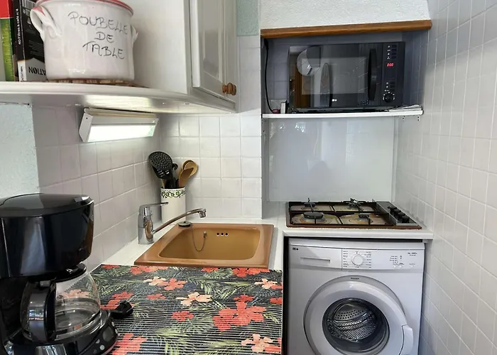 Climatisé Avec Terrasse Et Garage - 4 Couchages, St Raphaël - Fr-1-226a-180 Appartement *